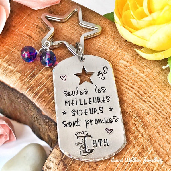 'Auntie' Announcement Keyring