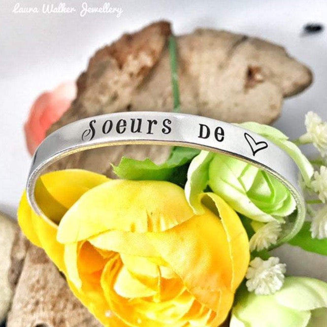 Personalized Bangle Bracelet 'Sisters of the Heart'