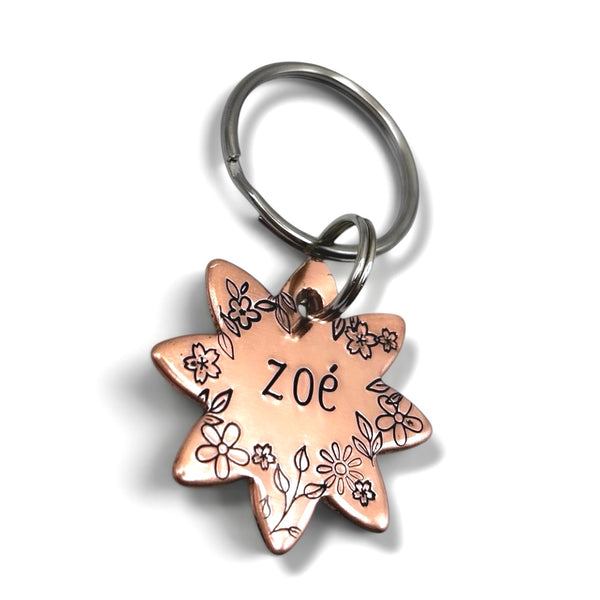 Médaille Fleur pour Chien, Médaillon Personnalisé en Cuivre, Médaille Gravée avec Fleurs