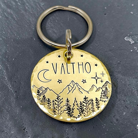 Médaille pour Chien en Laiton - Médaillon Personnalisé - Montagnes et Arbres