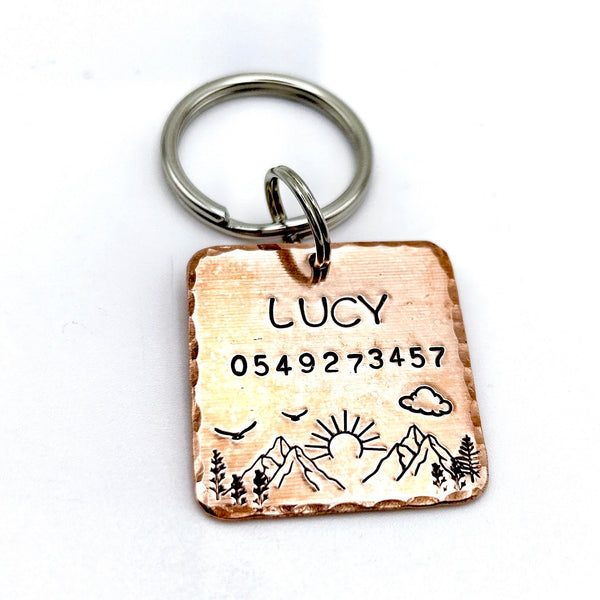 Médaille pour chien en cuivre - Montagnes et forêt - Personnalisable