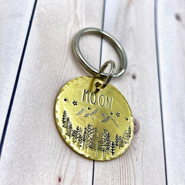 Médaille d'identité Chien, Médaille pour Chien Montagnes et Forêt, Médaillon Personnalisé Fait Main en France
