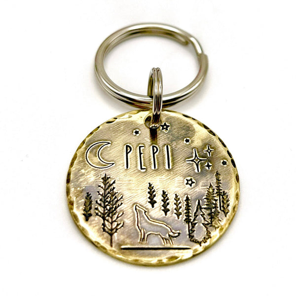 Médaille Personnalisée pour Chien, Médaillon en Laiton, Montagnes et Arbres, Médaille avec Loup