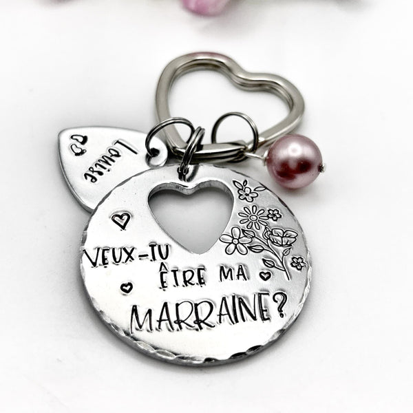 Porte-clé personnalisé – “Veux-tu être ma marraine ?” – Perle rose ou bleue, petit cœur avec prénom