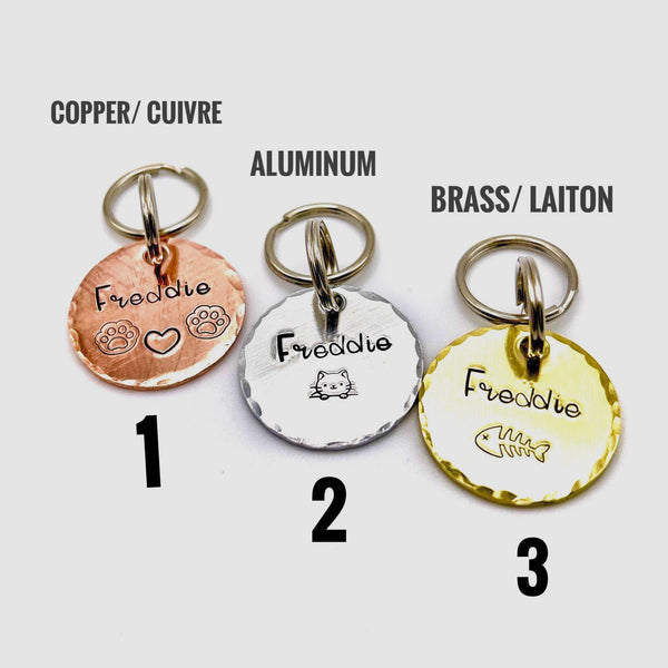 Médaille Ronde Personnalisée pour Chat – Gravée à la main - Pendentif Collier Chat, Étiquette Nom et Numéro