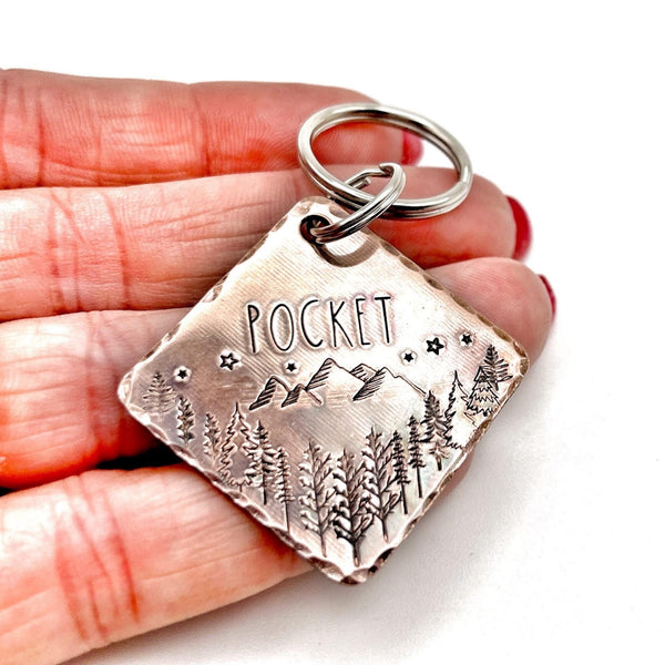 Médaillon d'identité Chien, Médaille en Cuivre, Montagnes et Arbres, Fait Main