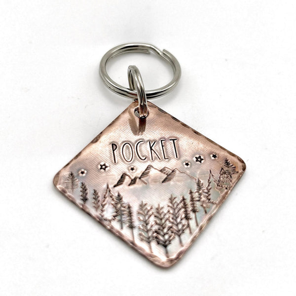 Médaillon d'identité Chien, Médaille en Cuivre, Montagnes et Arbres, Fait Main