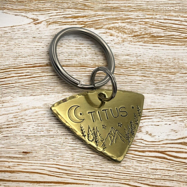 Médaille d’identification pour un petit chien | Laiton | Montagnes Nuit