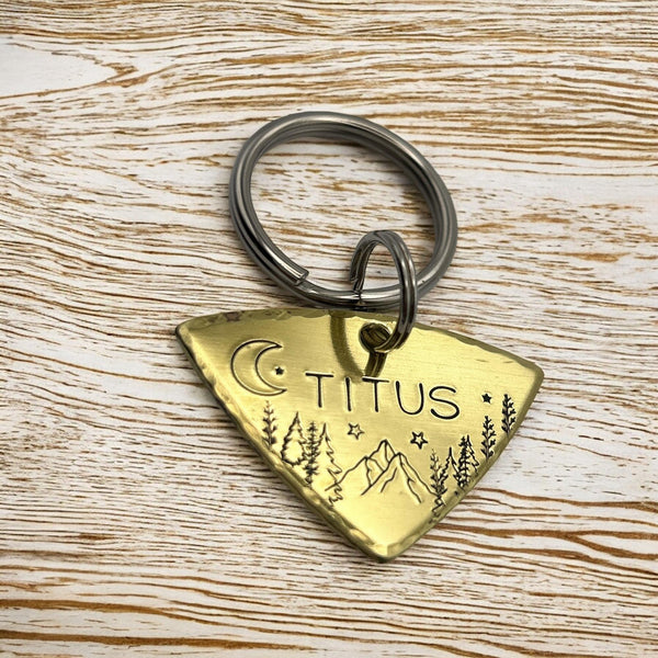 Médaille d’identification pour un petit chien | Laiton | Montagnes Nuit