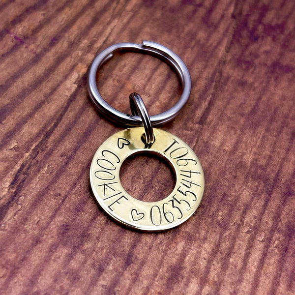 Plaque d’identification pour chien personnalisée – gravée à la main en cuivre ou laiton - rondelle chien