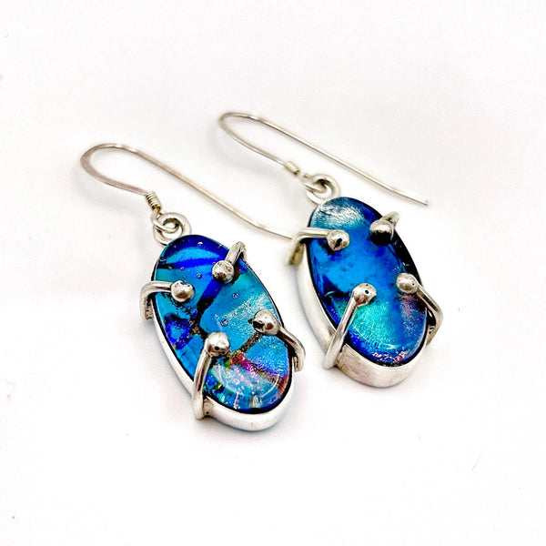 Magnifique Boucles d’oreilles en verre dichroïque et argent massif -Bijou d’art en verre - Idée cadeau Fête des Grands-Mères