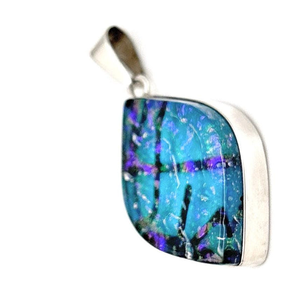 Collier Cadeau Femme en Argent Massif – Pendentif en Verre Dichroïque Irisé, Bijou Artisanal