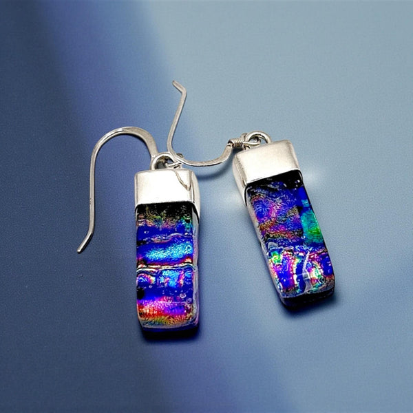 Boucles d’oreilles en verre dichroïque et argent sterling -Bijou d’art en verre - Idée Cadeau Soeur