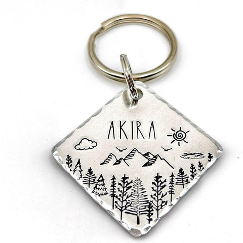 Médaillon d'identité Chien, Médaillon Personnalisé, Médaille Chien avec Montagne et Arbres