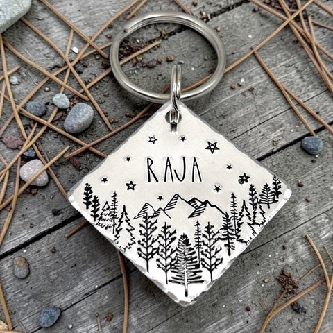 Médaille Personnalisée pour Chien, Personnalisable, Forêt et Montagnes