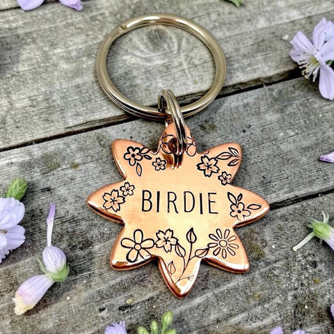 Médaille d'identité Chien, Jolie Médaille Personnalisée pour Chien, Médaille en Cuivre avec Fleurs