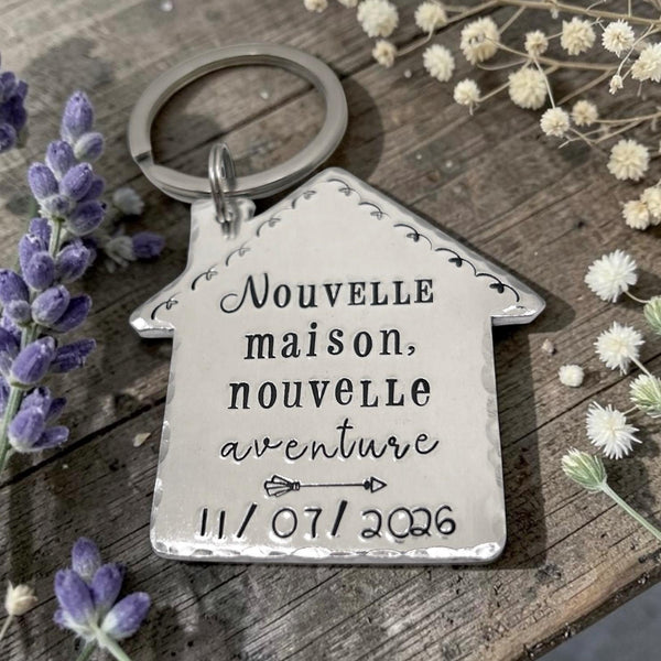 Porte-clés Nouvelle Maison, Nouvelle Aventure – Cadeau personnalisé avec prénoms de famille - Porte Clef Déménagement