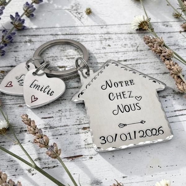 Porte-clés Nouvelle Maison, Nouvelle Aventure – Cadeau personnalisé avec prénoms de famille - Porte Clef Déménagement